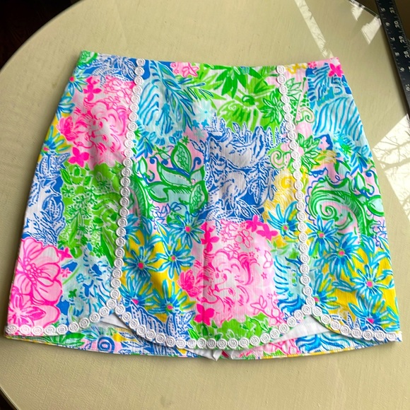 Lilly Pulitzer Dresses & Skirts - NWT Lily Pulitzer skort sz 4